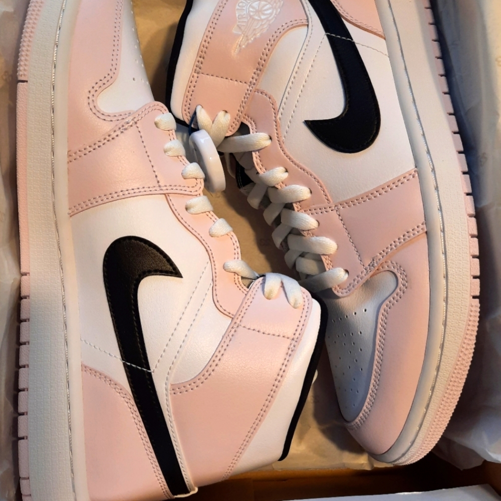 Air Jordan 1